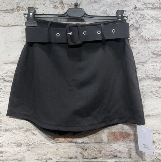 Jupe short avec ceinture