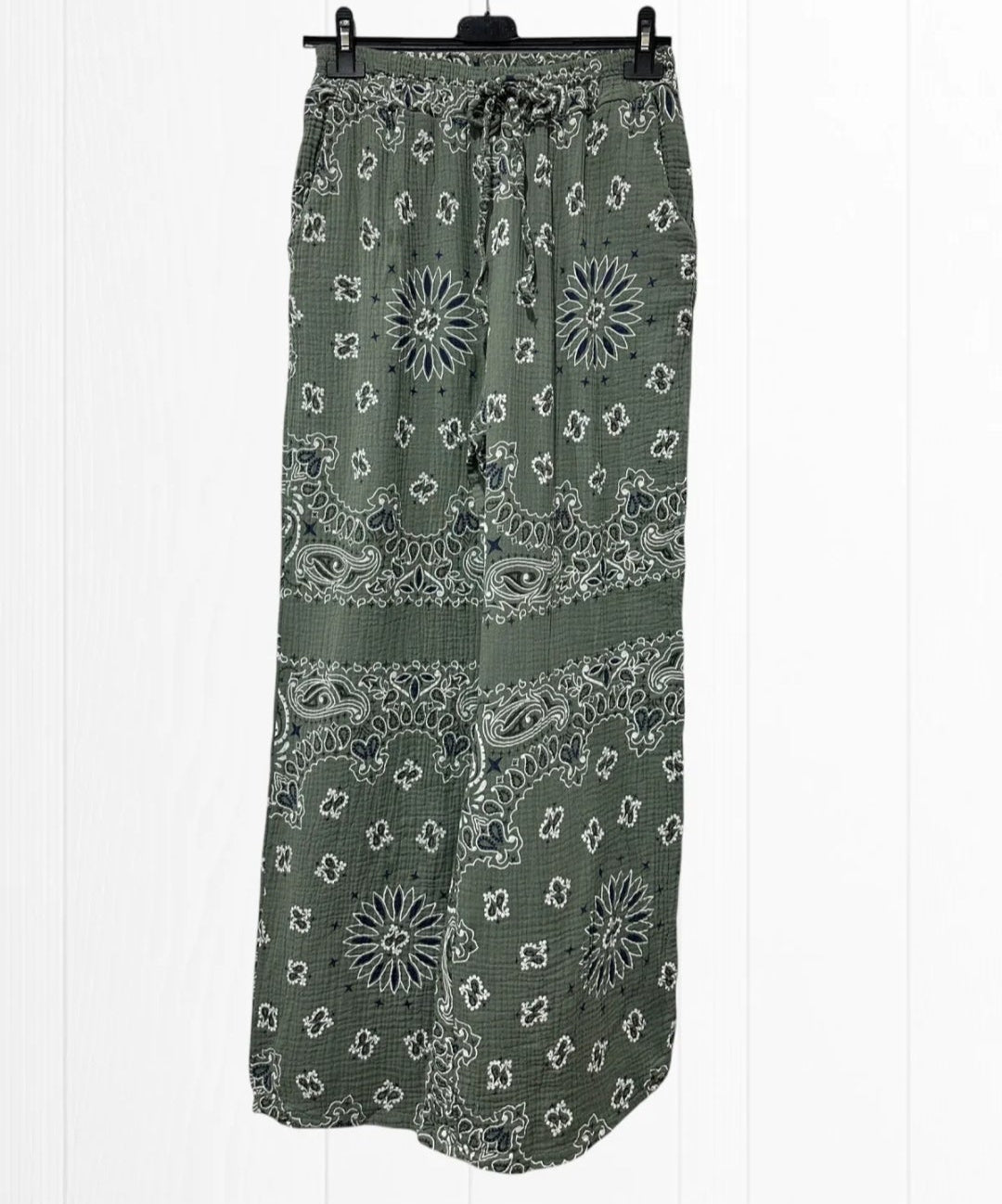 Pantalon motif bandana