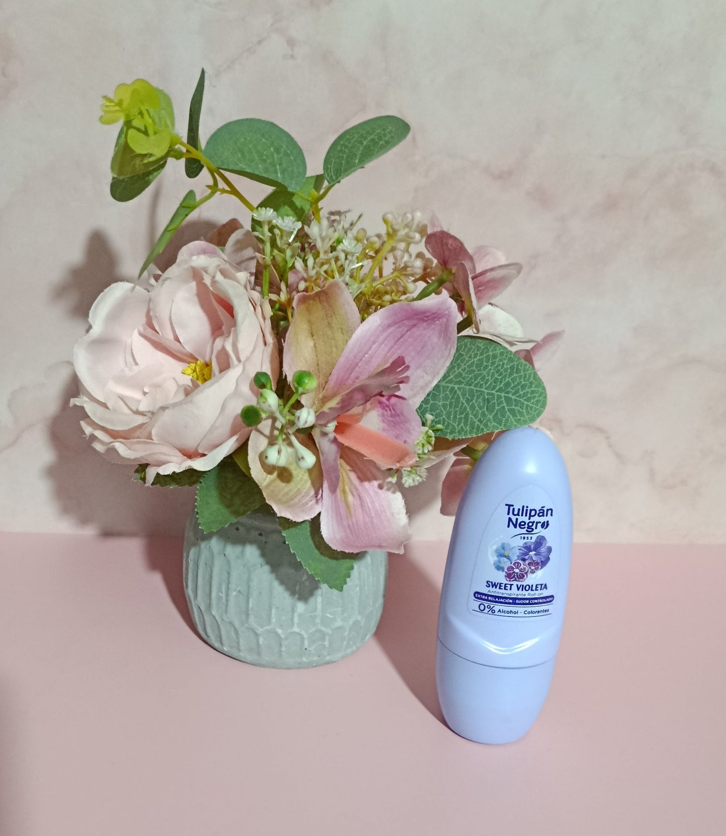DÉODORANT ROLL ON TULIPAN NEGRO VIOLETTE