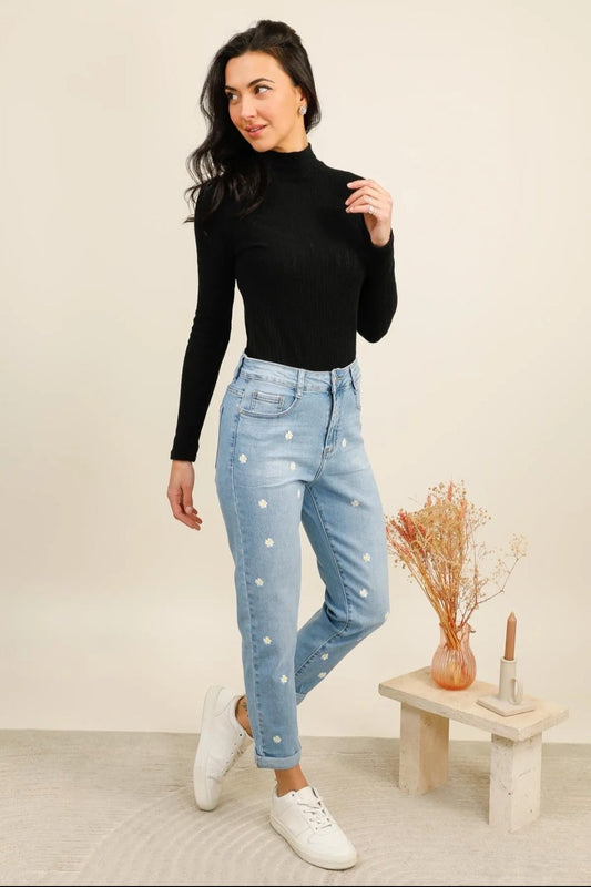 Jean mom fleur blanche